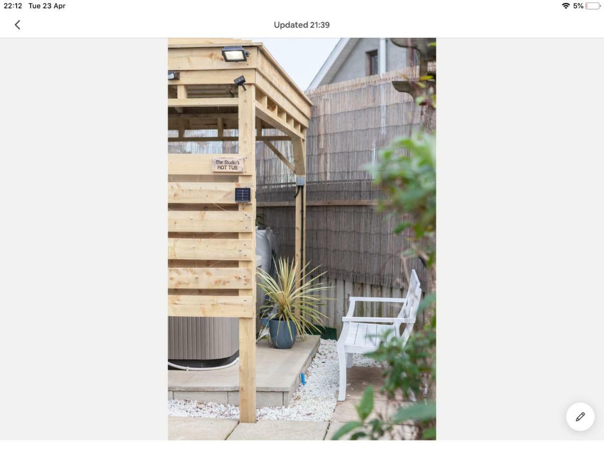 The Studio Castlerock With Hot Tub Екстер'єр фото